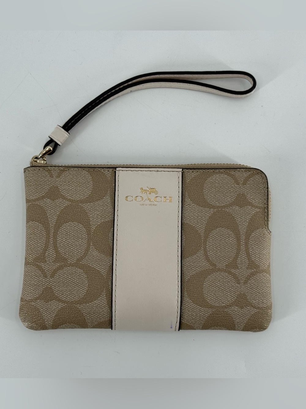 Coach Corner Zip Wristlet‎